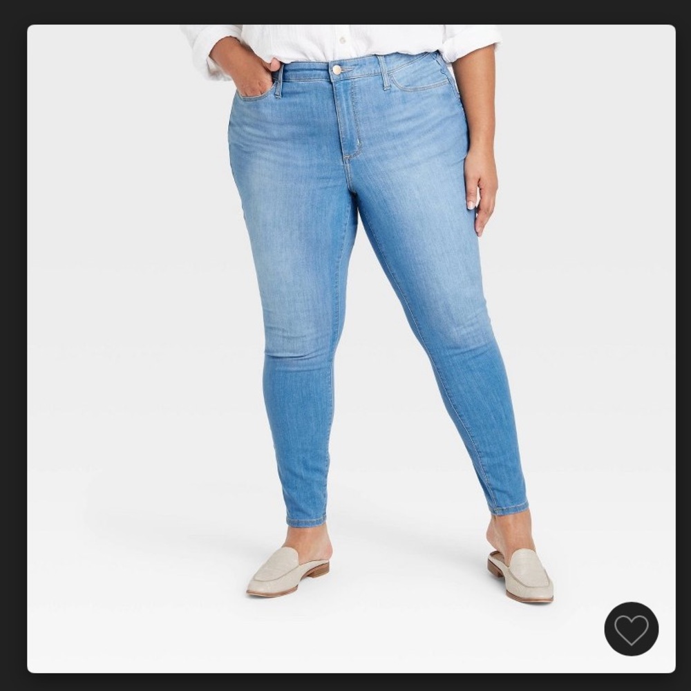 Womens high rise skinny jeans. Universal thread. Blue jay 8.